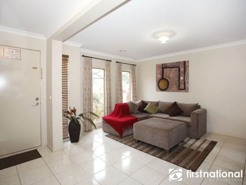 35 Sheldon Drive, Berwick VIC 3806