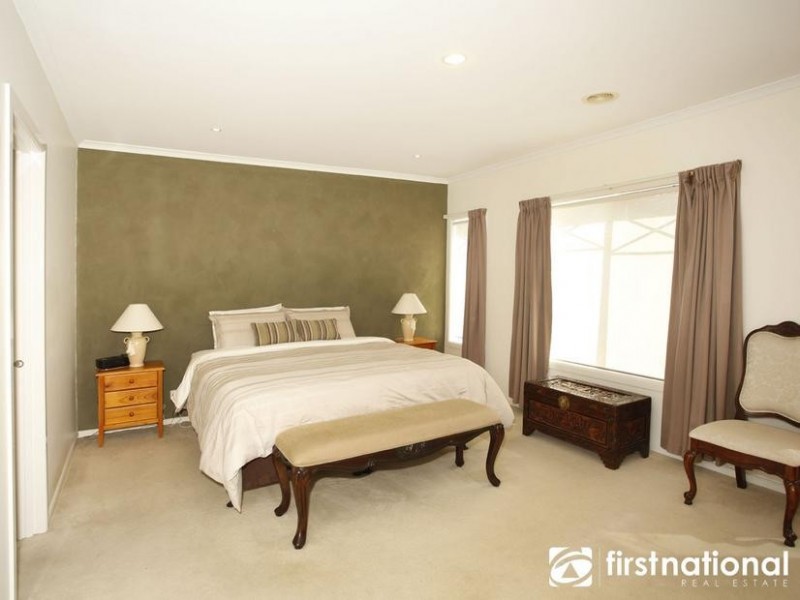 29 Tuileries Rise, Narre Warren South VIC 3805