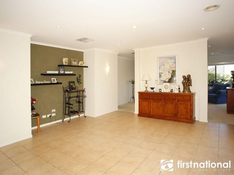 29 Tuileries Rise, Narre Warren South VIC 3805