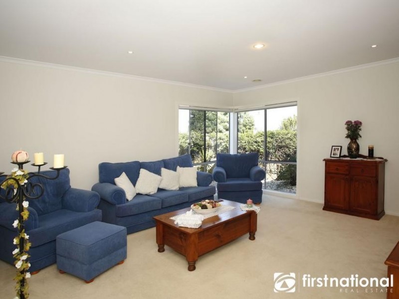 29 Tuileries Rise, Narre Warren South VIC 3805