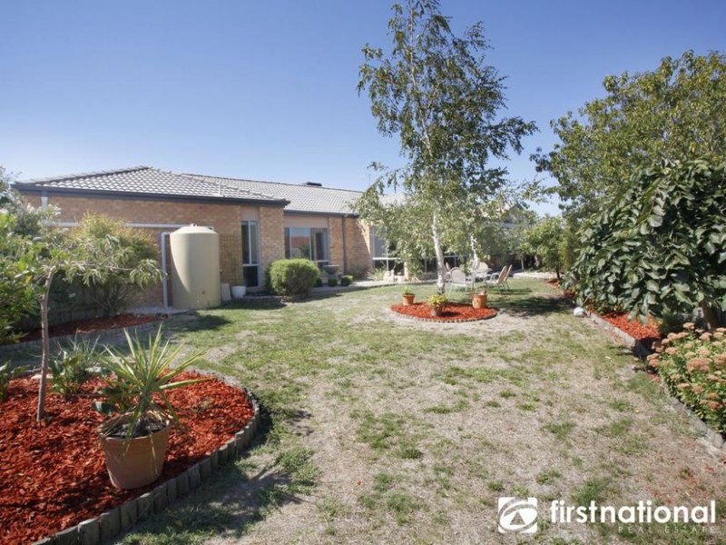 29 Tuileries Rise, Narre Warren South VIC 3805