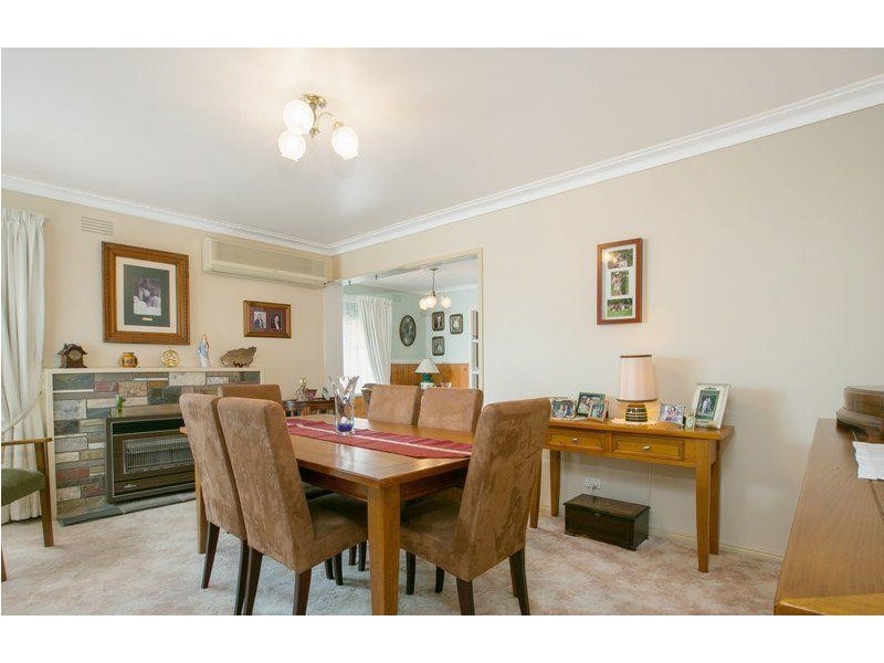 25 Evan Street, Berwick VIC 3806