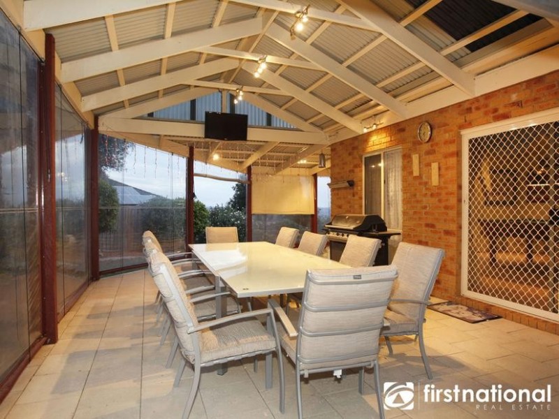 8 Biralee Court, Berwick VIC 3806