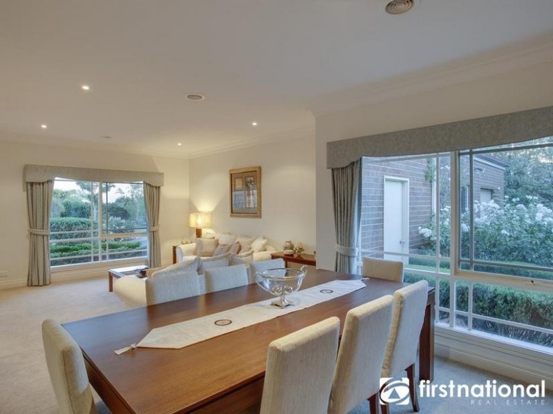 60 A’Beckett Road, Narre Warren North VIC 3804