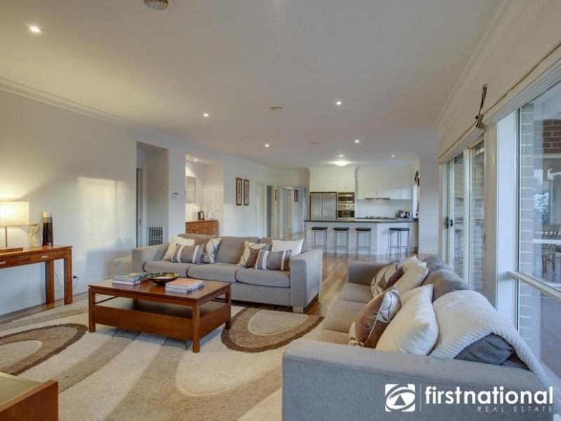 60 A’Beckett Road, Narre Warren North VIC 3804