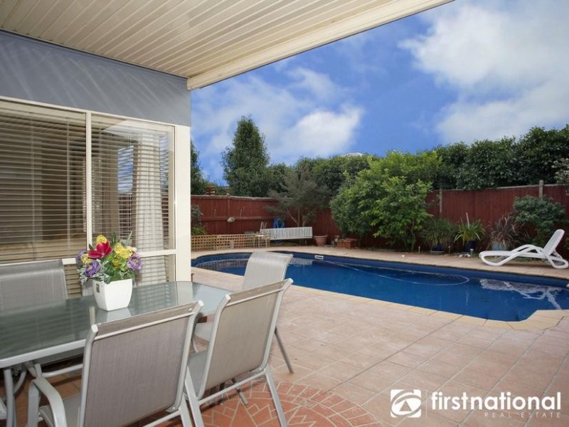 20 Don Collins Way, Berwick VIC 3806