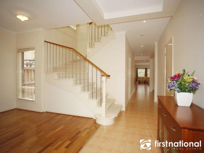 20 Don Collins Way, Berwick VIC 3806