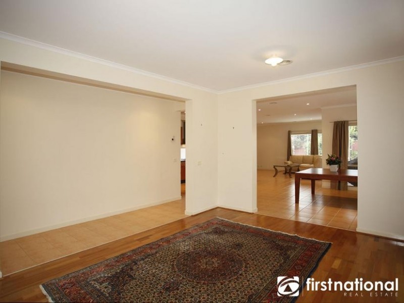 20 Don Collins Way, Berwick VIC 3806