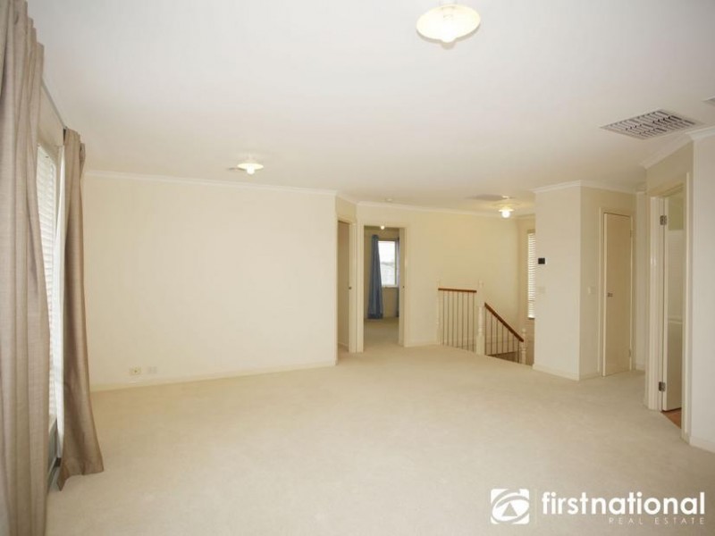 20 Don Collins Way, Berwick VIC 3806