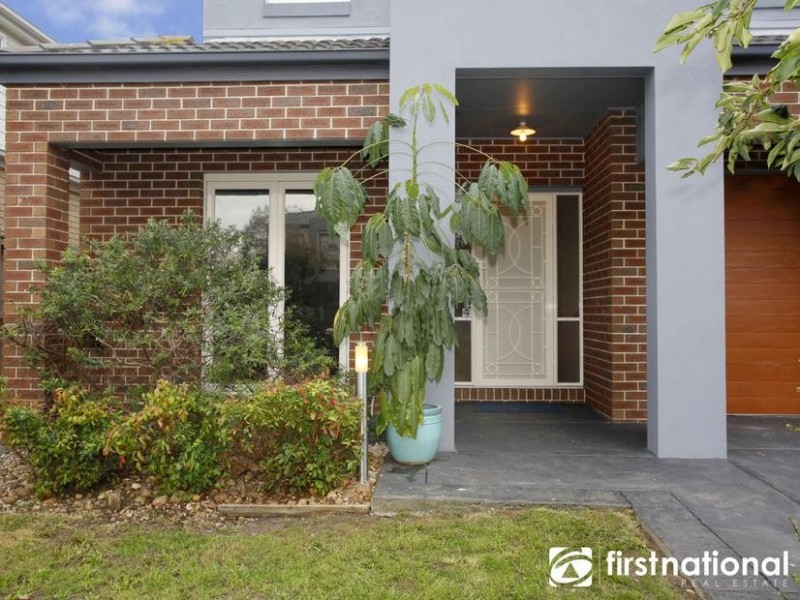 20 Don Collins Way, Berwick VIC 3806