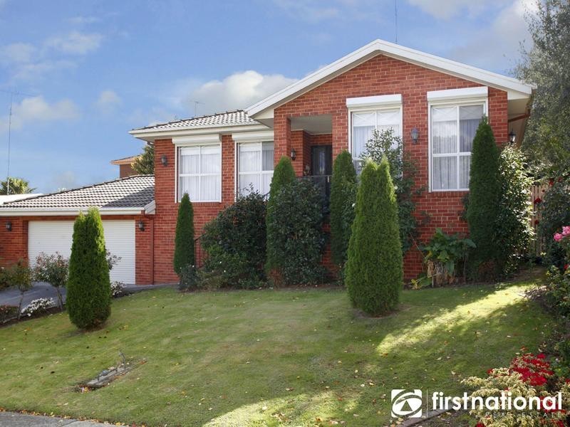 39 Avebury Drive, Berwick VIC 3806