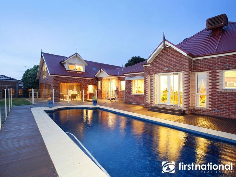 13B Caserta Drive, Berwick VIC 3806