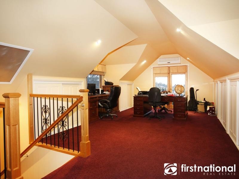 13B Caserta Drive, Berwick VIC 3806