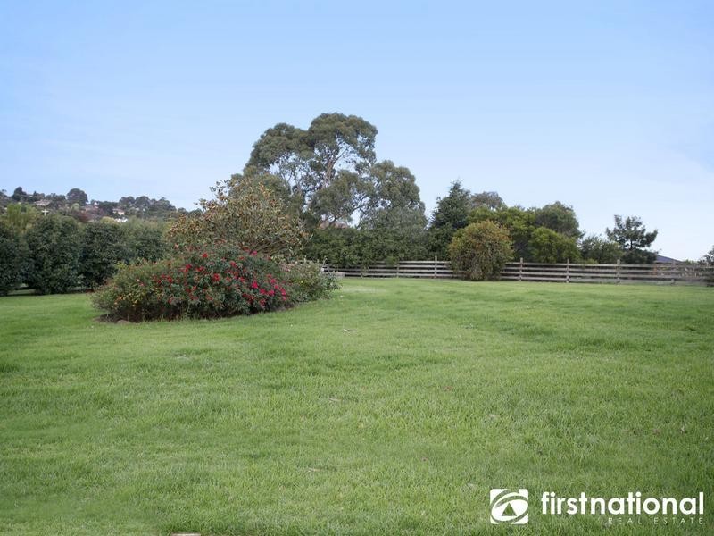 13B Caserta Drive, Berwick VIC 3806
