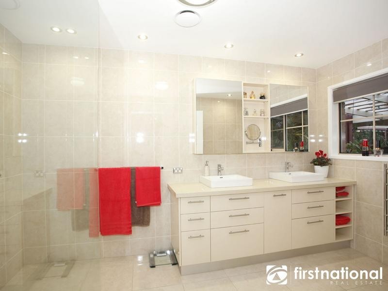 47 Carolyn Close, Narre Warren North VIC 3804