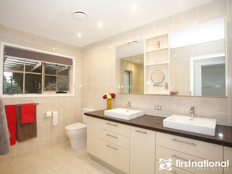 47 Carolyn Close, Narre Warren North VIC 3804