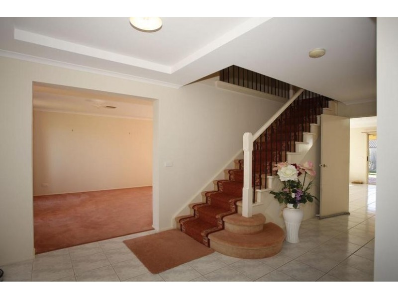 3 Pevensey Drive, Narre Warren South VIC 3805