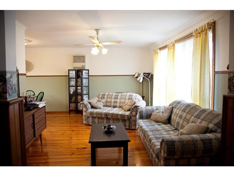 18 Tilba Court, Berwick VIC 3806