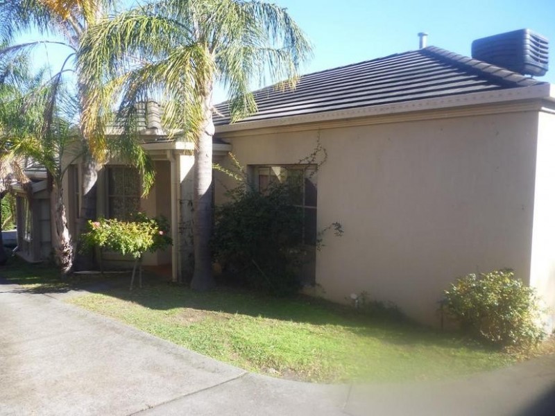 4/5 Reserve Street, Berwick VIC 3806