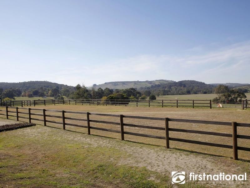 146 Thewlis Rd, Pakenham VIC 3810