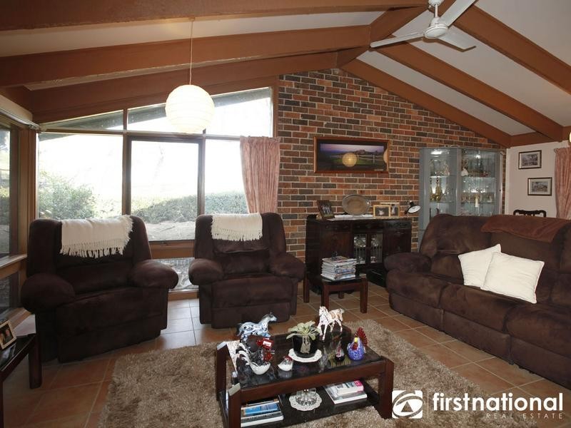 146 Thewlis Rd, Pakenham VIC 3810