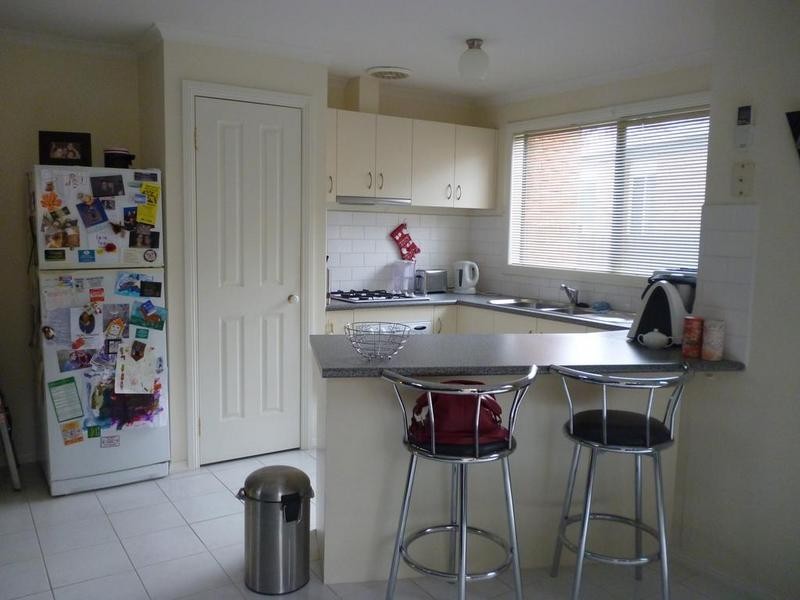 1/26 Albrecht Avenue, Berwick VIC 3806