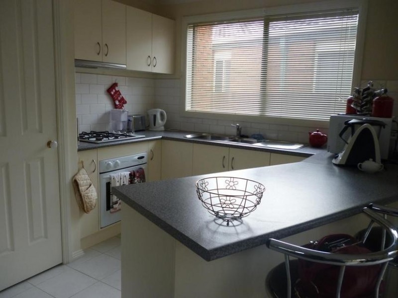 1/26 Albrecht Avenue, Berwick VIC 3806