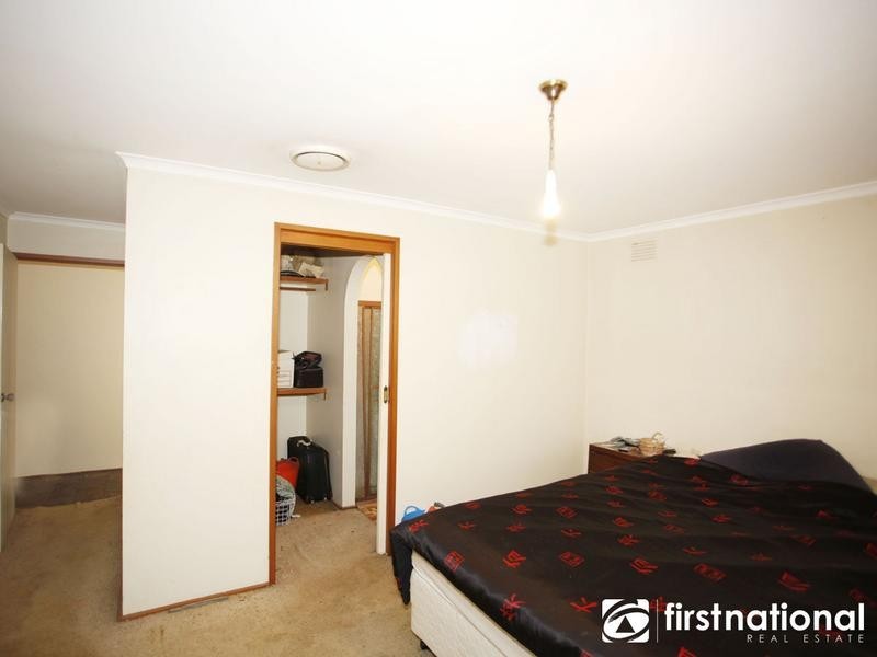 33 Bemersyde Drive, Berwick VIC 3806