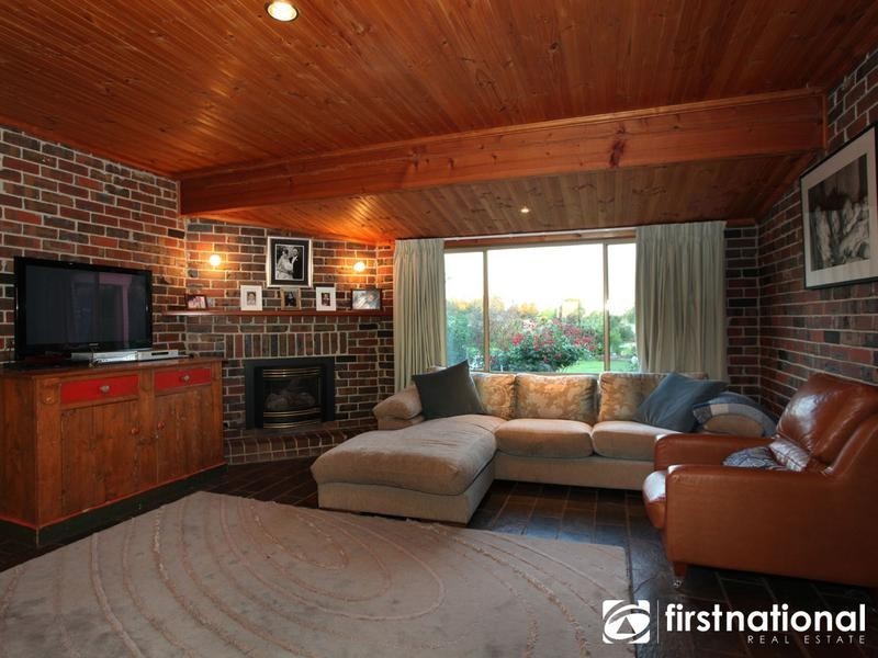 590 Seven Mile Rd, Nar Nar Goon VIC 3812