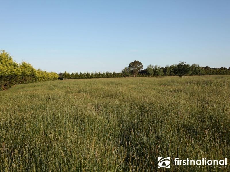 590 Seven Mile Road, Nar Nar Goon VIC 3812