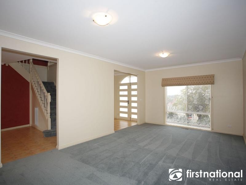 44 Edrington Park Drive, Berwick VIC 3806