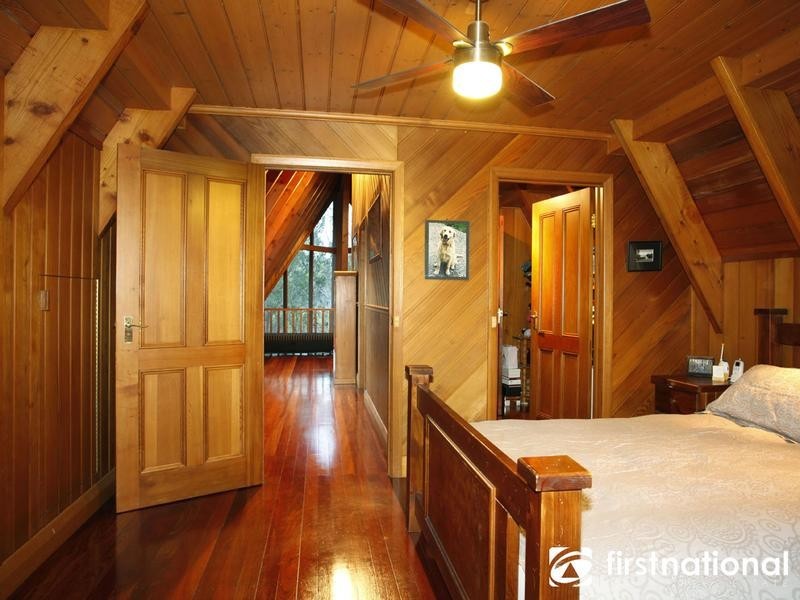 330 Bessie Creek Rd, Nar Nar Goon North VIC 3812