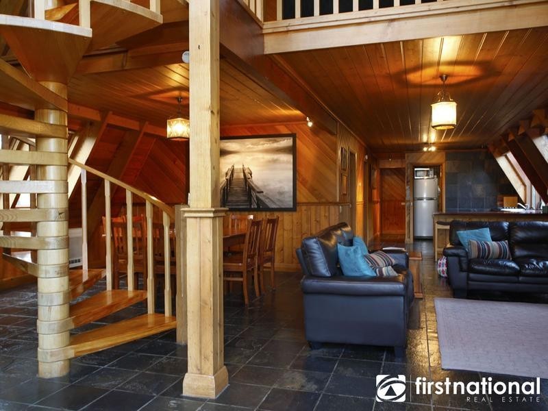 330 Bessie Creek Road, Nar Nar Goon North VIC 3812