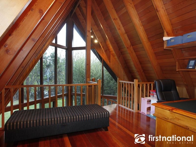 330 Bessie Creek Road, Nar Nar Goon North VIC 3812