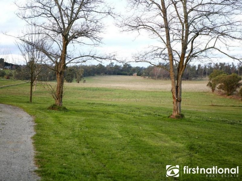 330 Bessie Creek Road, Nar Nar Goon North VIC 3812