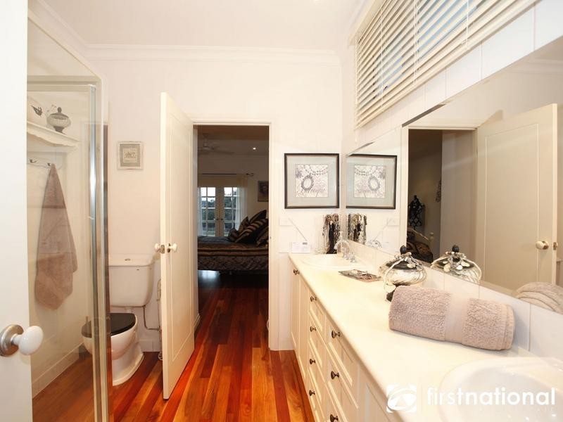 330 Bessie Creek Road, Nar Nar Goon North VIC 3812