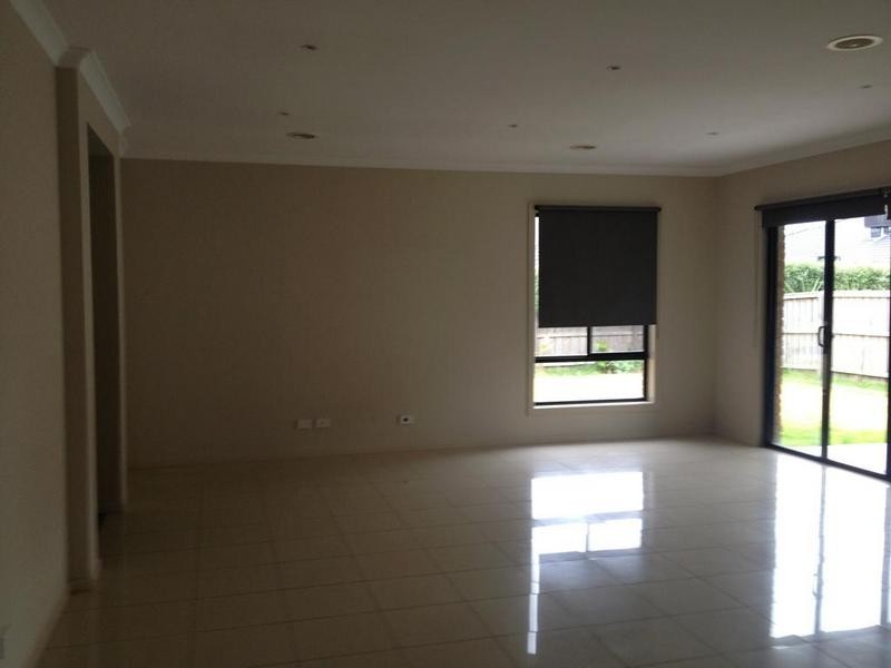 9 Middleton Grove, Berwick VIC 3806