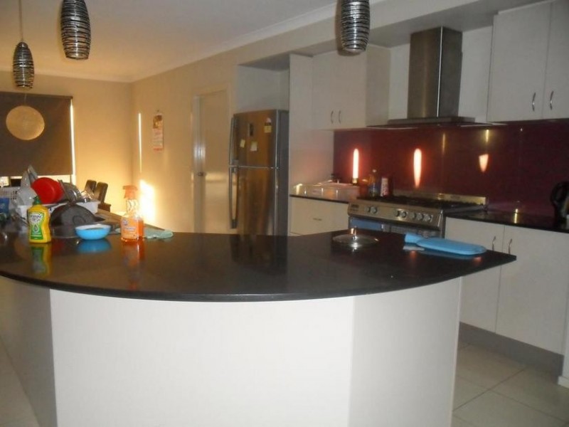 9 Middleton Grove, Berwick VIC 3806