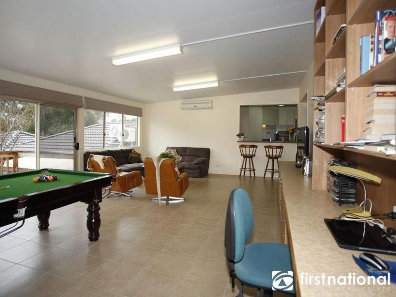 3 Tarrangower Place, Berwick VIC 3806