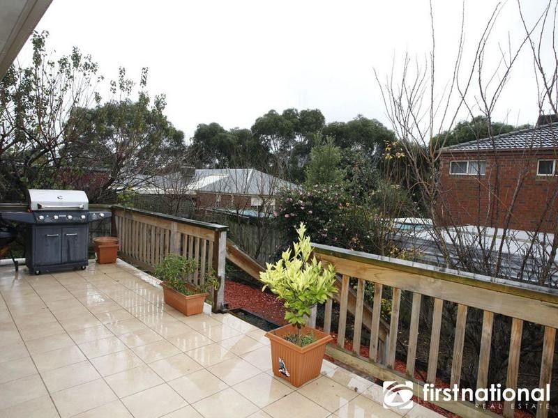 3 Tarrangower Place, Berwick VIC 3806