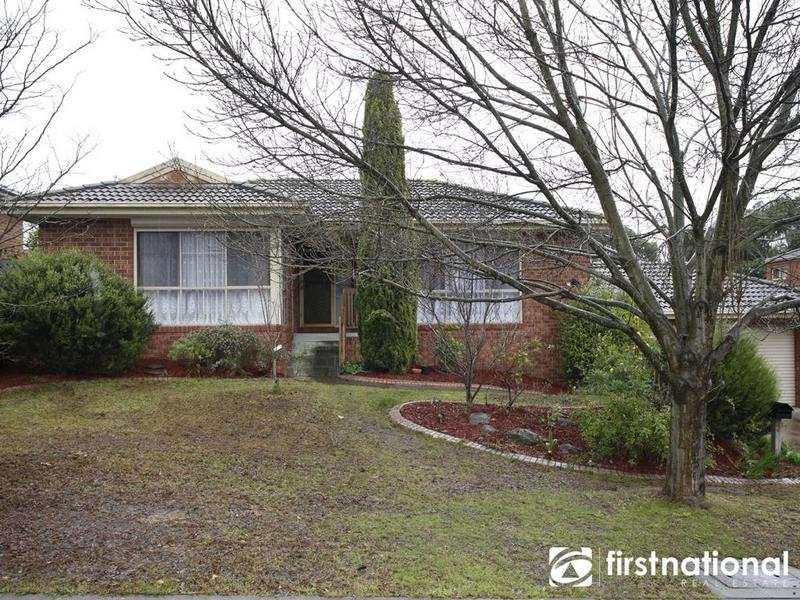 3 Tarrangower Place, Berwick VIC 3806
