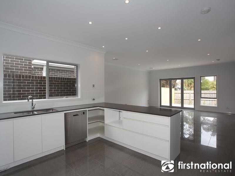 28-34 Buchanan Road, Berwick VIC 3806