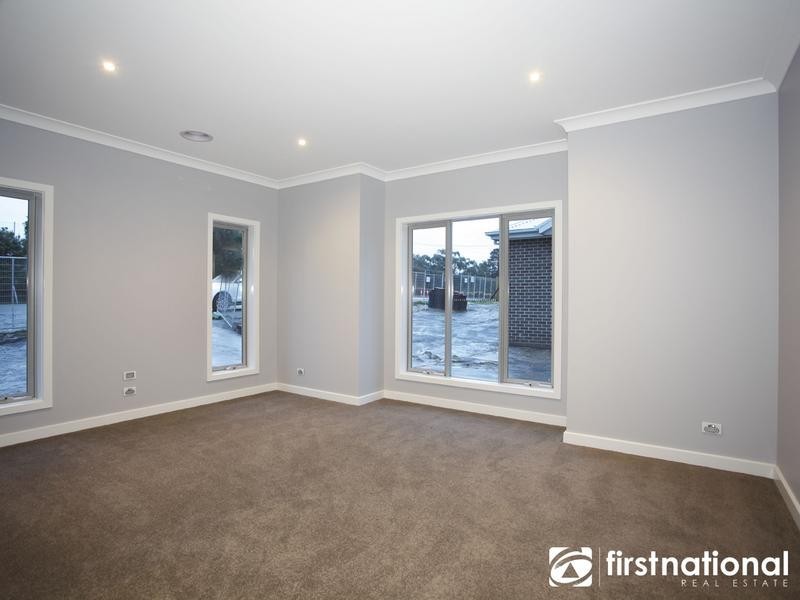 28-34 Buchanan Road, Berwick VIC 3806