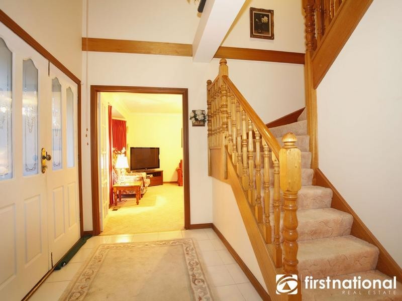 15 Outlook Drive, Berwick VIC 3806