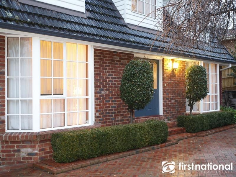 15 Outlook Drive, Berwick VIC 3806