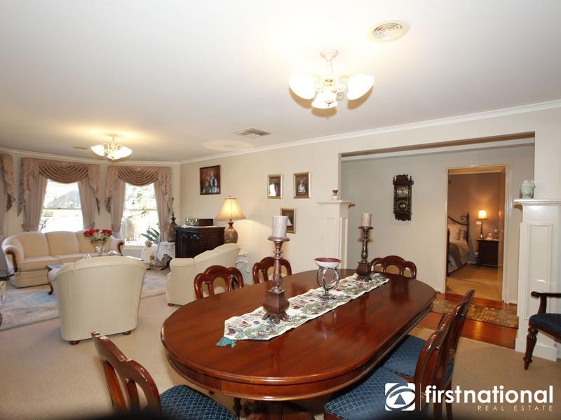 4 Ellen Road, Narre Warren South VIC 3805