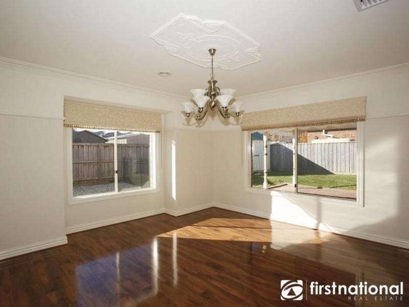 14 Grand Manor Drive, Berwick VIC 3806