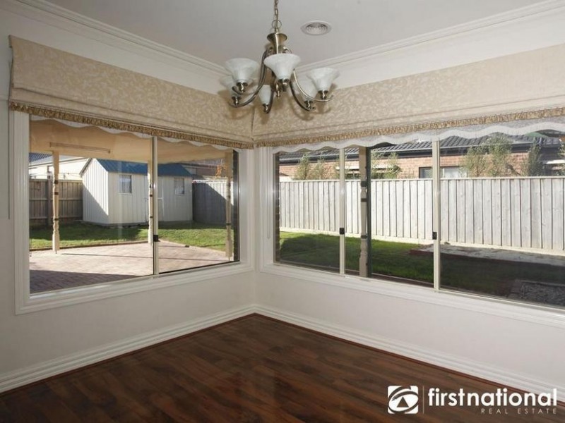 14 Grand Manor Drive, Berwick VIC 3806