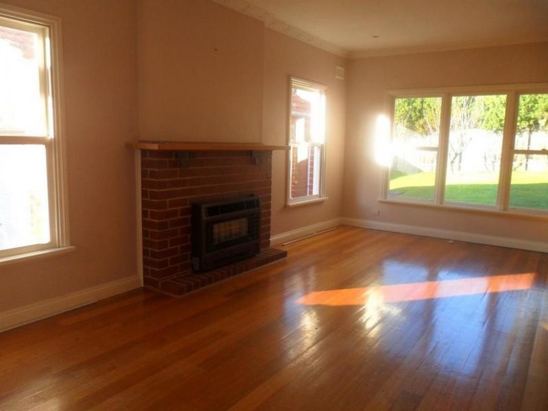 7 Shannon Way, Berwick VIC 3806