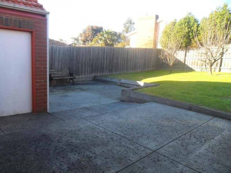 7 Shannon Way, Berwick VIC 3806